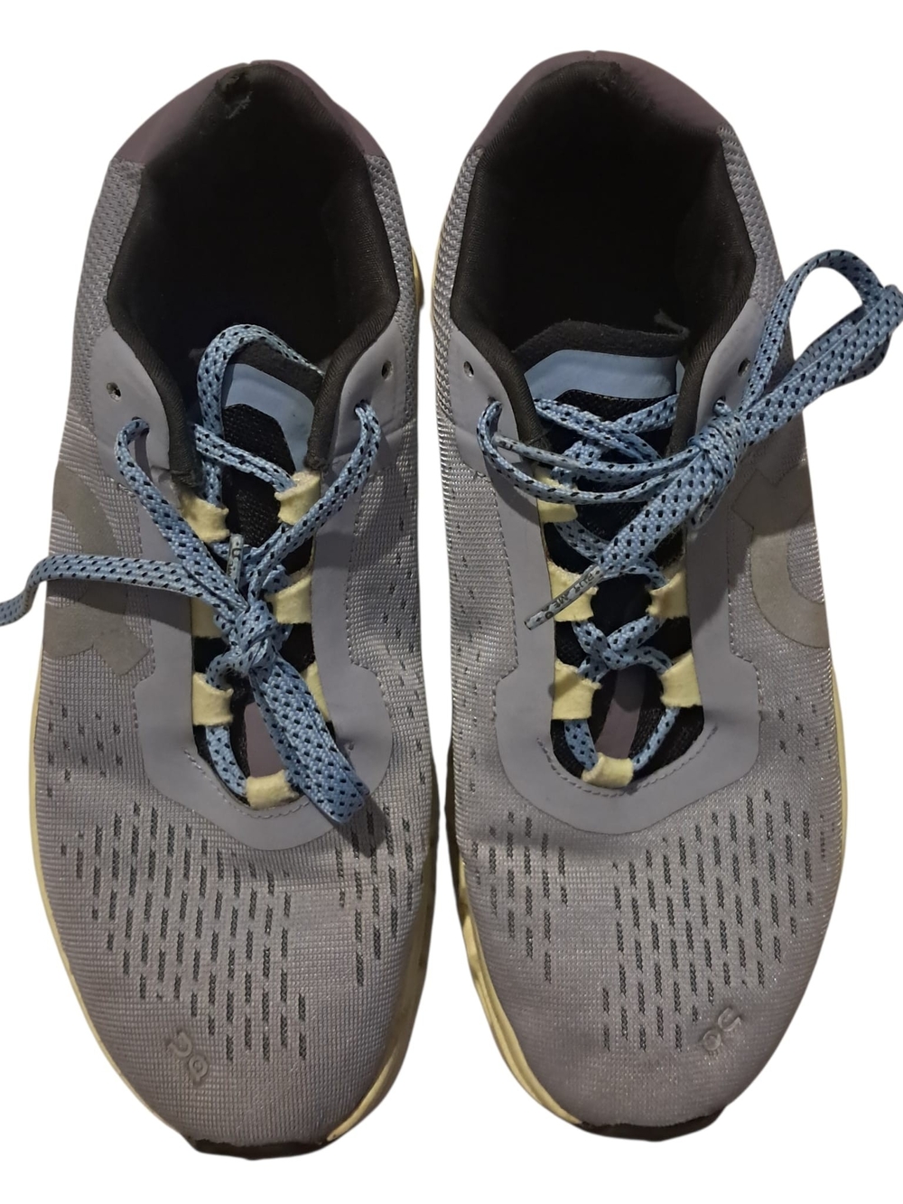 Women's Athletic Running Shoes in Light Gray with Blue Laces